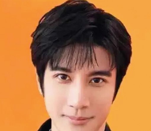 从蜂蜜柠檬到娱乐江湖：吃瓜君与饺妹的奇妙世界